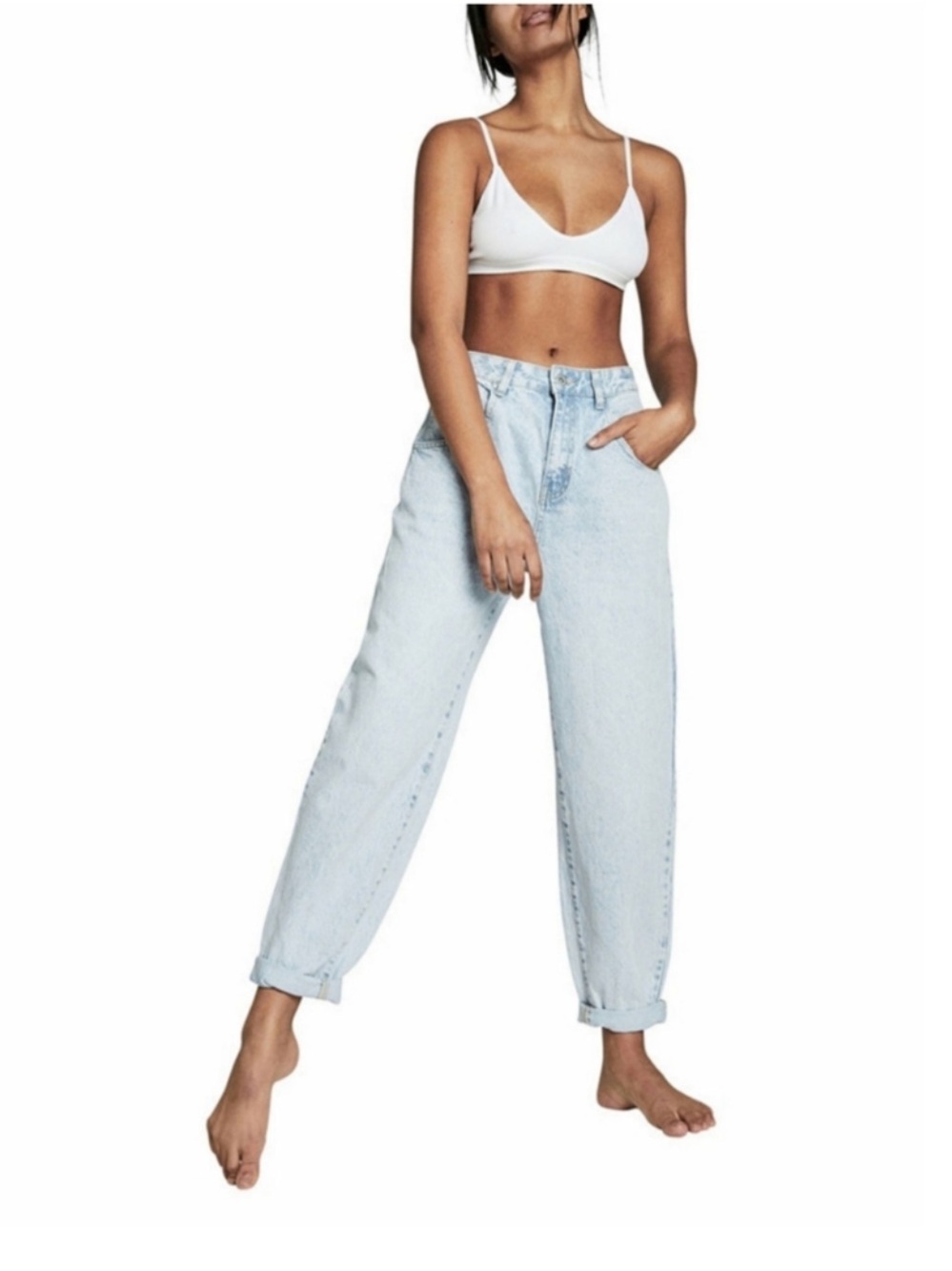 Cotton On HIGH-WAISTED SLOUCH MOM JEAN in light blue  - Women